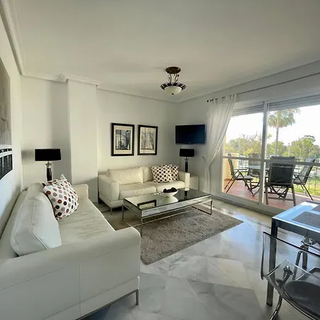 Moderno Con Terraza Y Vista Al Mar A 5 Min Pto. Banus